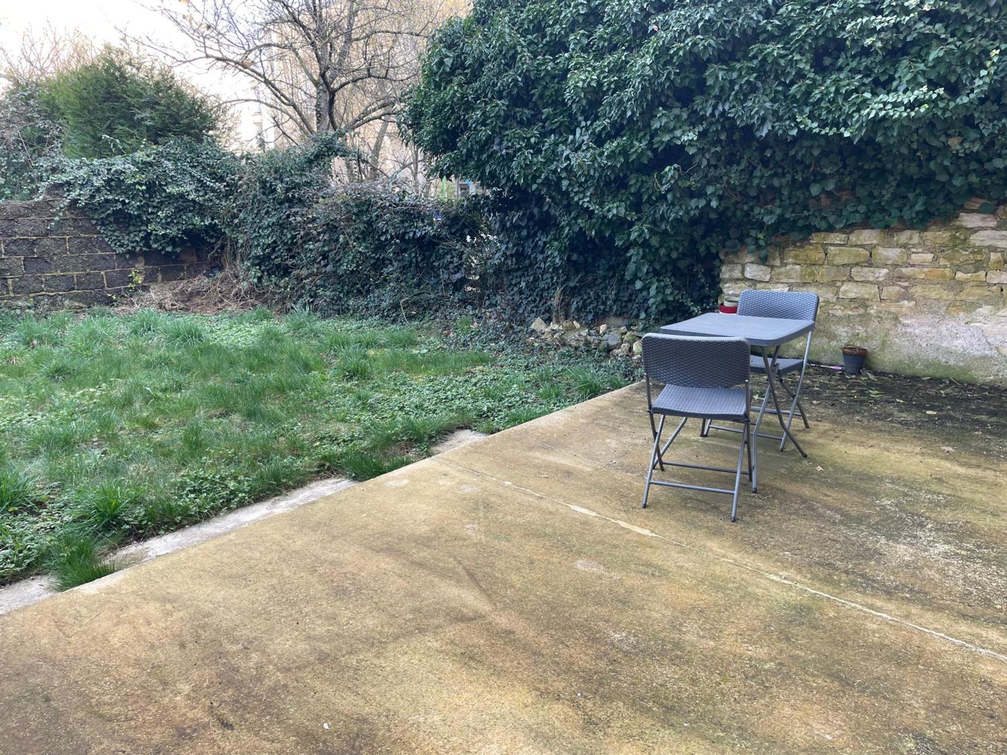 Charmant Appartement Avec Jardin Nancy Esterno foto